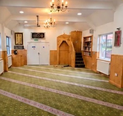 ICMG Margate camii namaz salonu